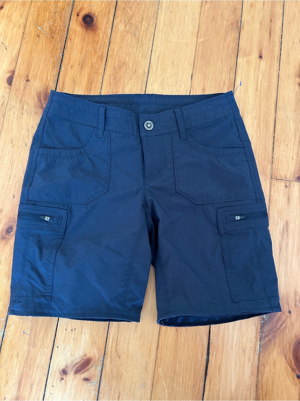 ☀️3/$25 Kuhl gray blue hiking shorts women’s 2 short